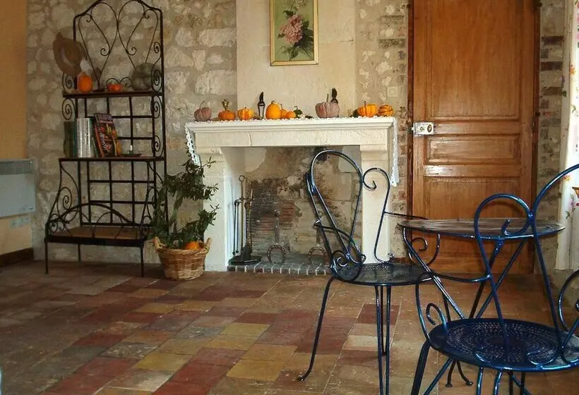 Majatalo Coté Jardin