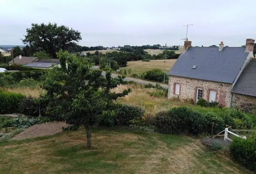 Aamiaismajoitus (B&B) Chambre D Hôtes Le Pot Au Lait