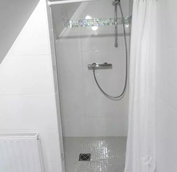 ベッドアンドブレックファースト Le Pressoir