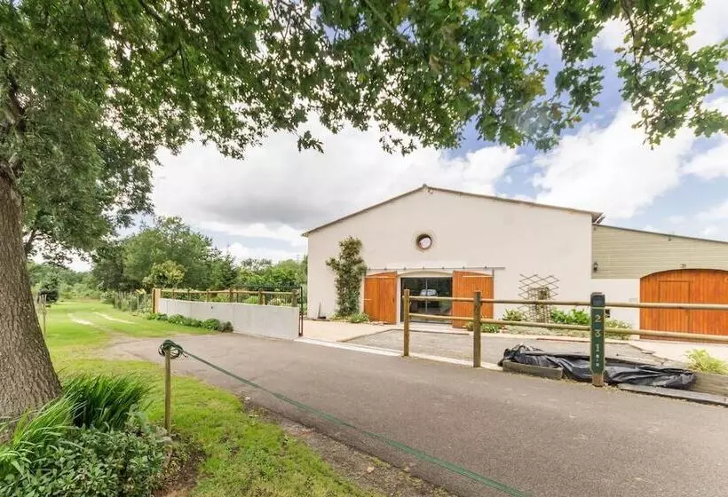 Aamiaismajoitus (B&B) Le Relais De Vérone Chambre D Hôtes