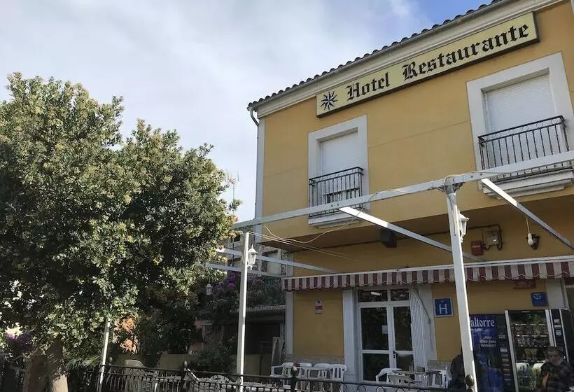 Hotel Cuatro Vientos