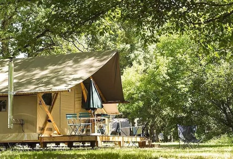 ホテル Village Huttopia Lac De Rillé