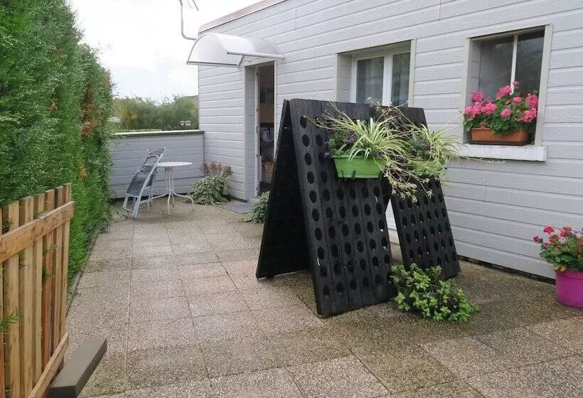 ペンション Les Collinades De Chalons