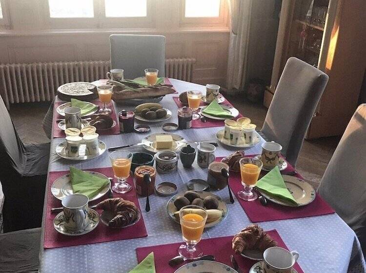 Villa Castel Maison Table D Hôtes & Jardin Refuge De Biodiversité
