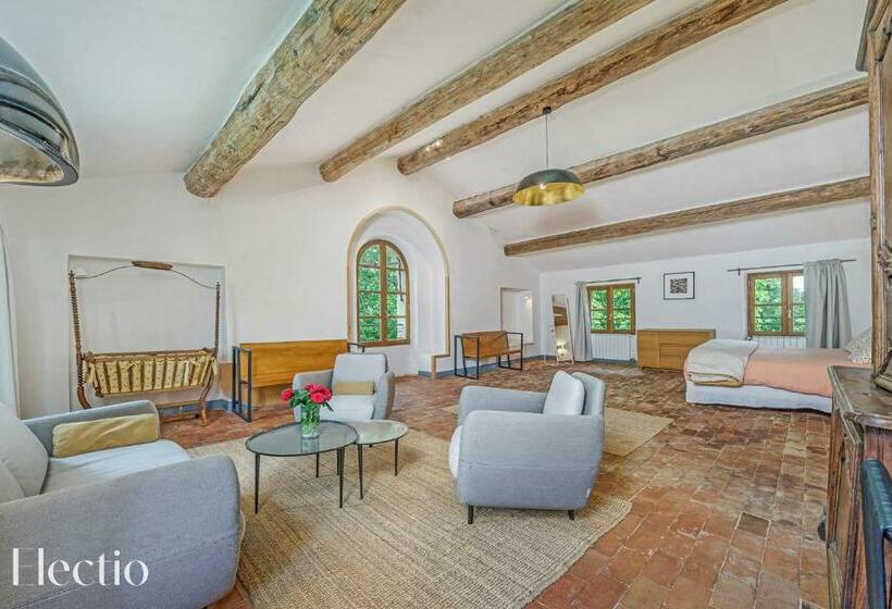 住宿加早餐  Parenthèse En Luberon