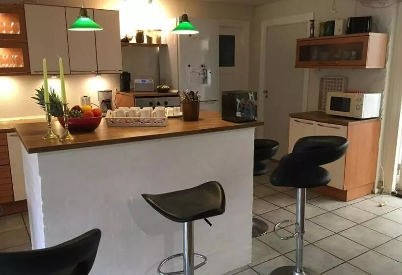 Aamiaismajoitus (B&B) Keisergården