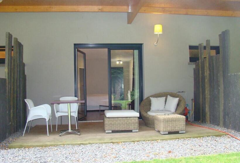 تختخواب و صبحانه Le Parc Du Château