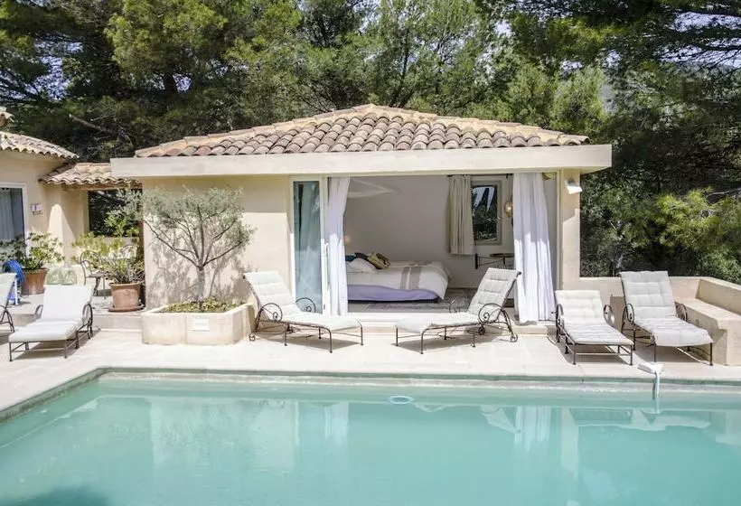 ベッドアンドブレックファースト L’éléphant De Vaugines