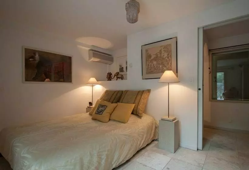 ベッドアンドブレックファースト L’éléphant De Vaugines