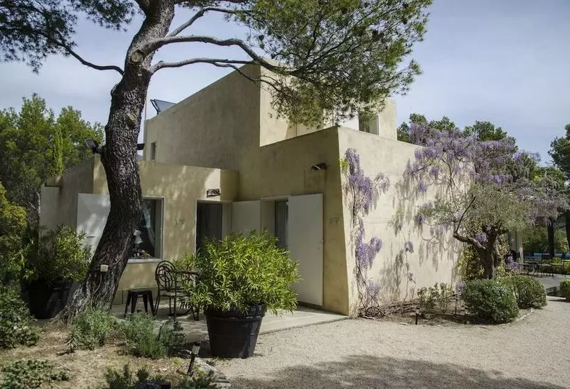 ベッドアンドブレックファースト L’éléphant De Vaugines