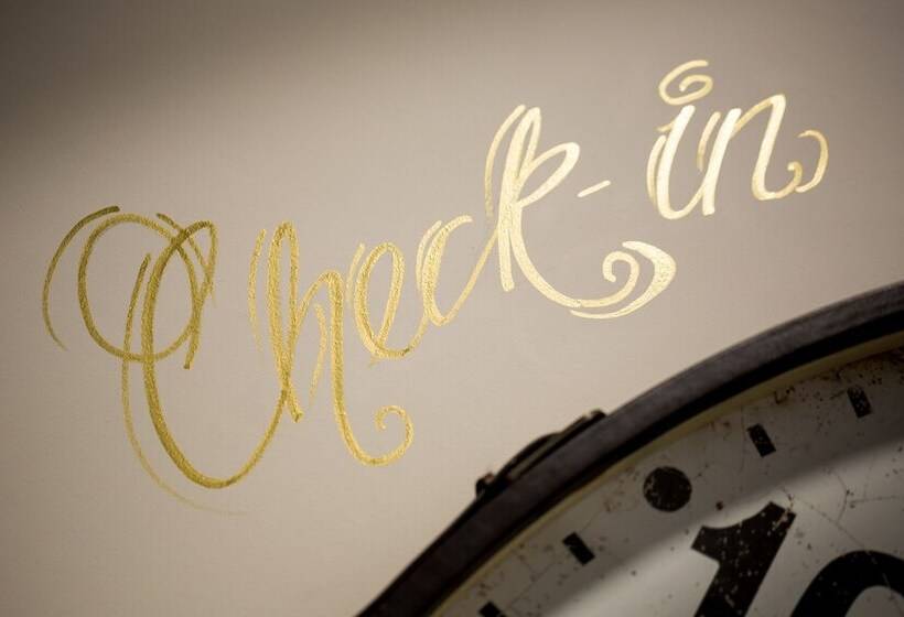 簡易ホテル Darlington Arms