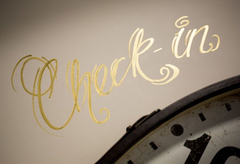 簡易ホテル Darlington Arms