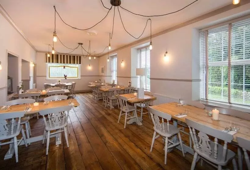 Hostelli Darlington Arms