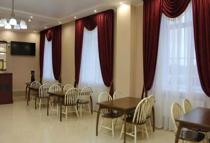 مسافرخانه Na Vvedenskoy