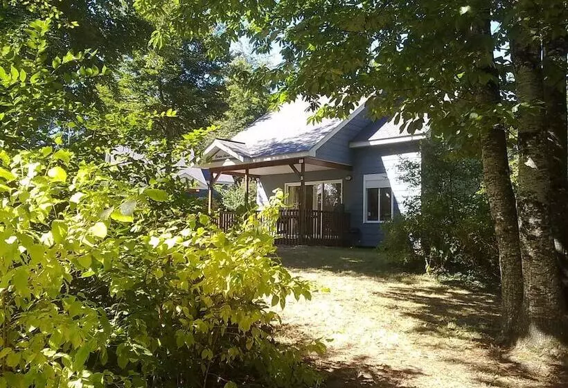 Hotelli Camping Le Parc De Vaux