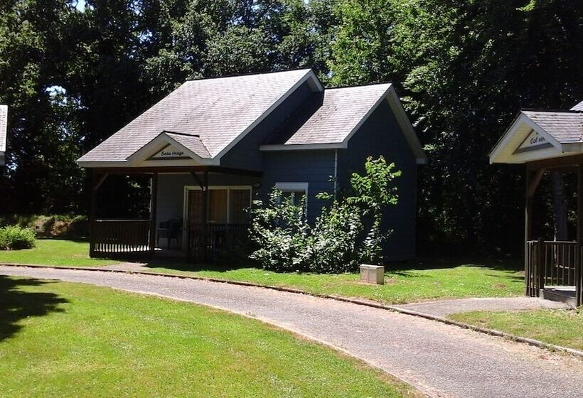 فندق Camping Le Parc De Vaux