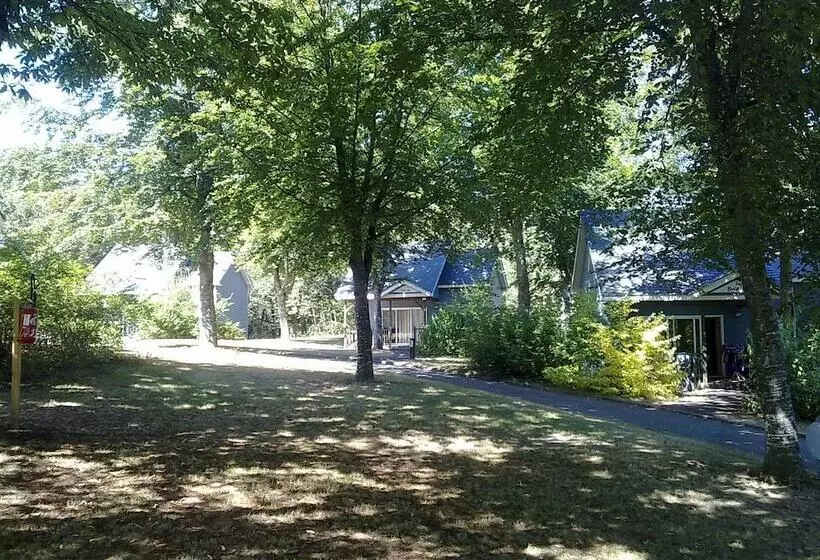 Hotelli Camping Le Parc De Vaux