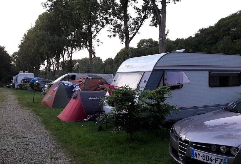 فندق Camping Le Parc De Vaux