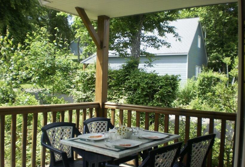 فندق Camping Le Parc De Vaux