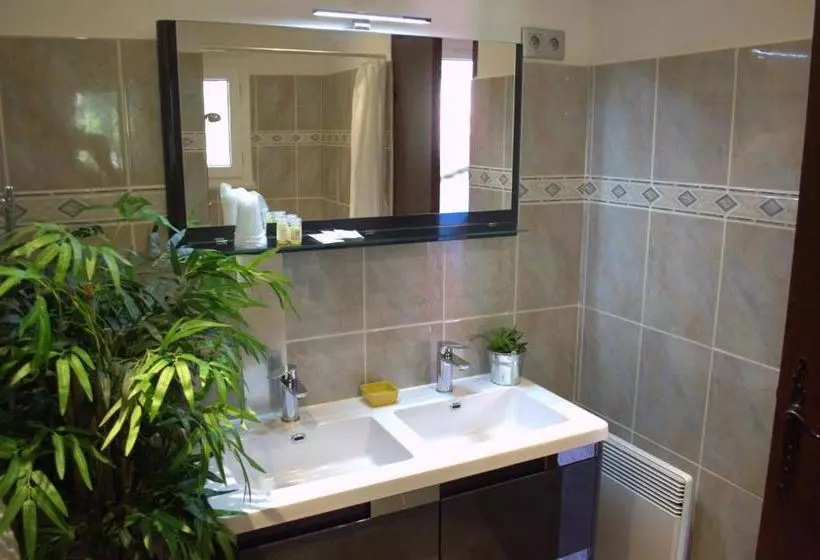 ホテル Lou Cigaloun