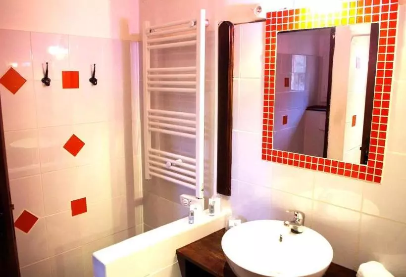 ホテル Lou Cigaloun