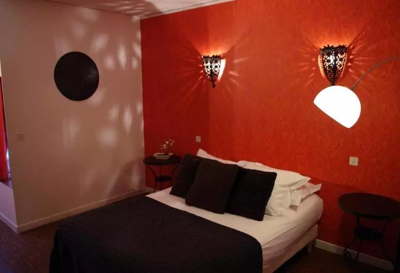 ホテル Lou Cigaloun