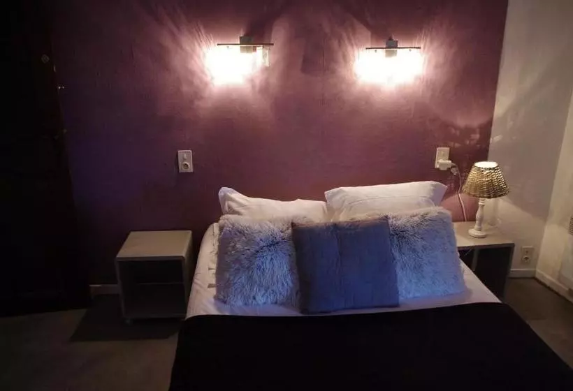 ホテル Lou Cigaloun