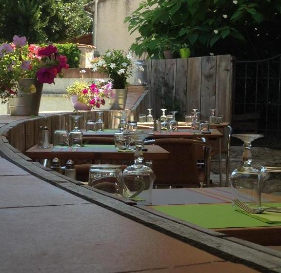 فندق Lou Cigaloun