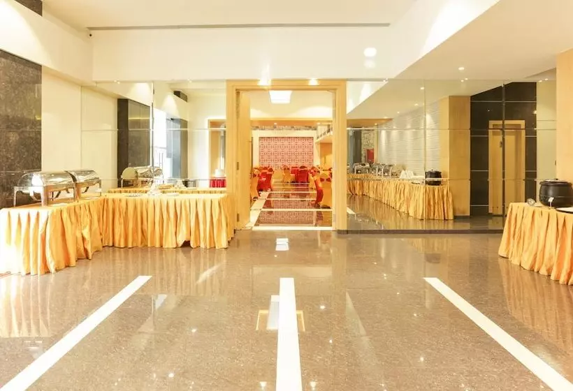 Hotelli Treebo Select Gopalas Residency