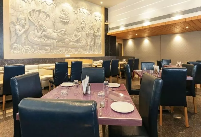 Hotelli Treebo Select Gopalas Residency