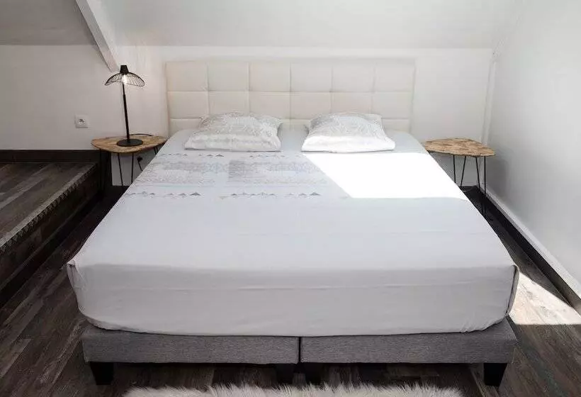 Majatalo A La Ferme City Break & Spa