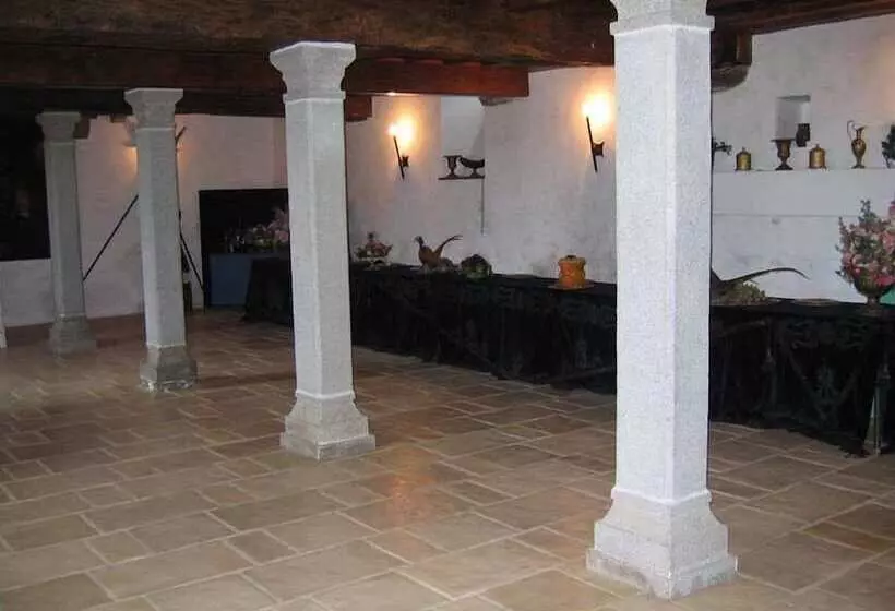 Majatalo Château De La Sémondière