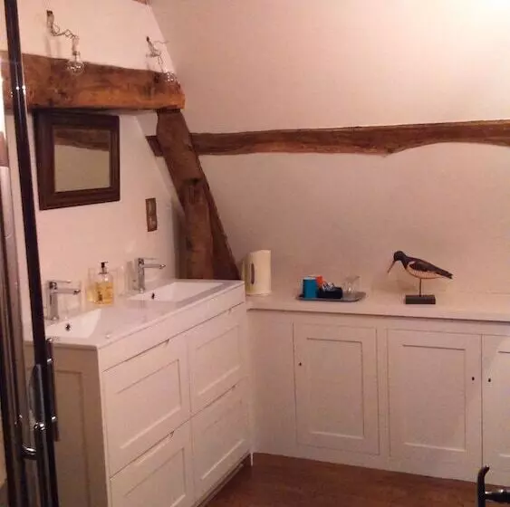 Majatalo Château De La Sémondière