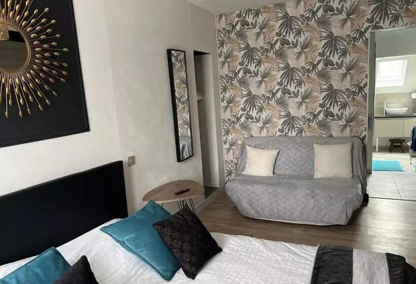 ペンション Gites Et Chambres Des Coteaux