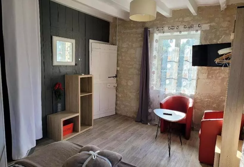 ペンション Gites Et Chambres Des Coteaux