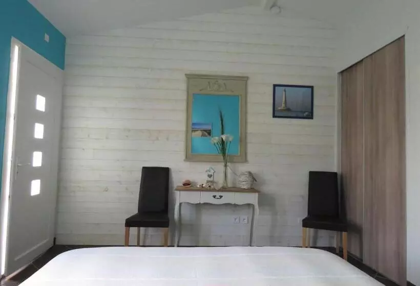 Majatalo Les Arums De Fondeminjean