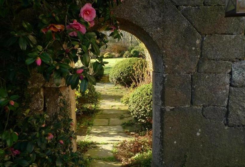 Pensiune Manoir De Kerguéréon