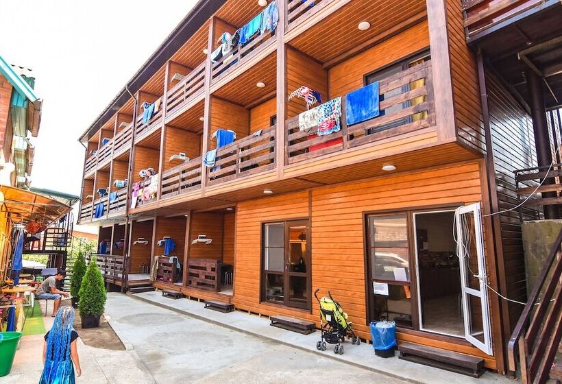 פנסיון Odissey