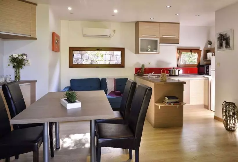 Residenssi Résidence & Hotel U Livanti Ecolabel