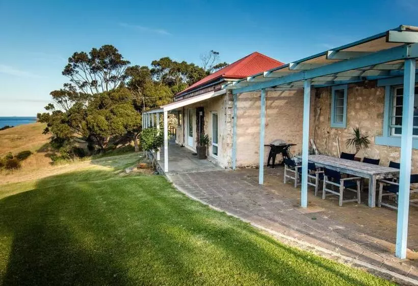 Antechamber Bay Retreats