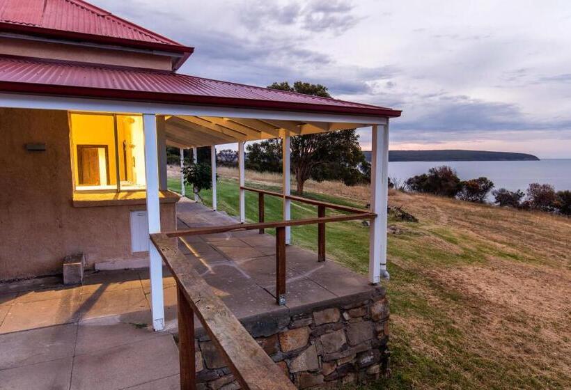 Antechamber Bay Retreats