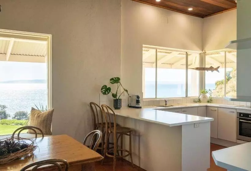 Antechamber Bay Retreats