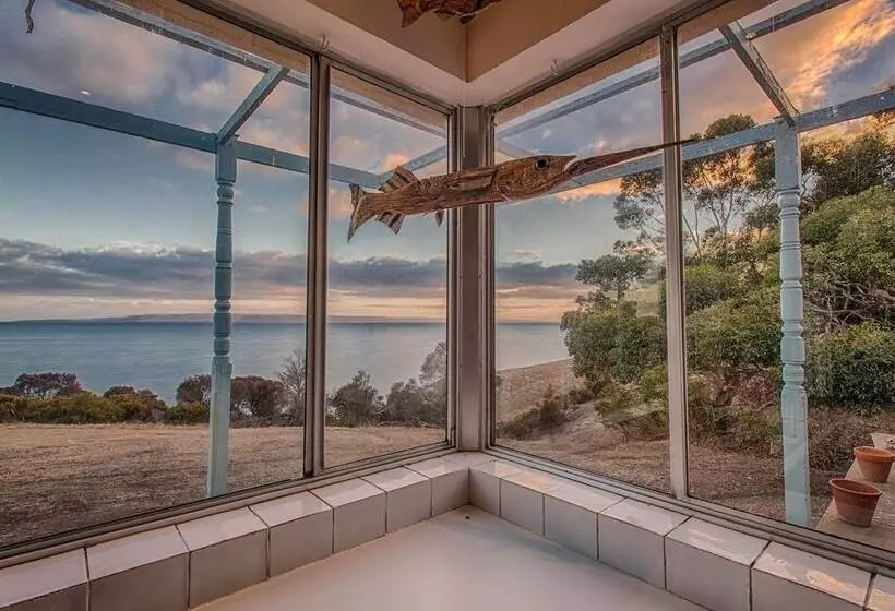 Antechamber Bay Retreats