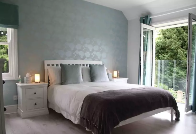 ベッドアンドブレックファースト Brick House Cheriton