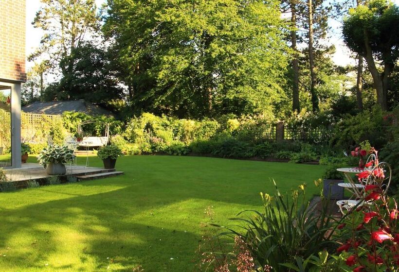 צימר Brick House Cheriton