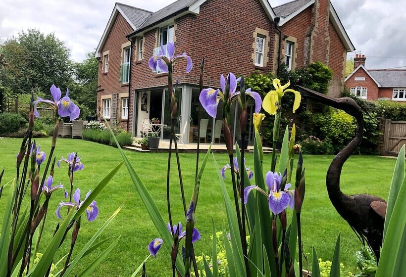 צימר Brick House Cheriton