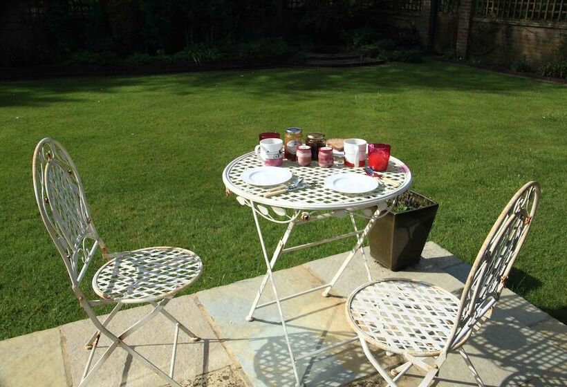 צימר Brick House Cheriton