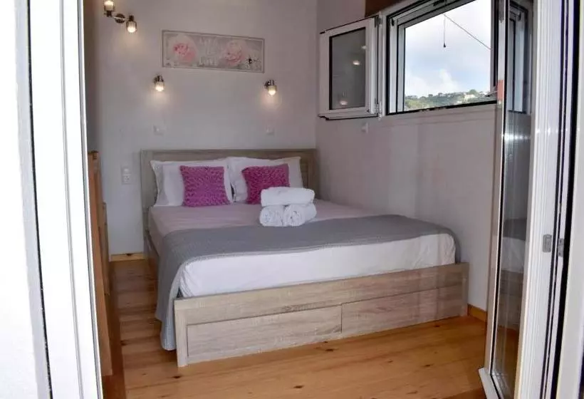 ホテル Del Sol Suites