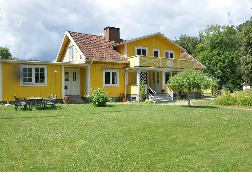 ホテル & Pensionat Björkelund