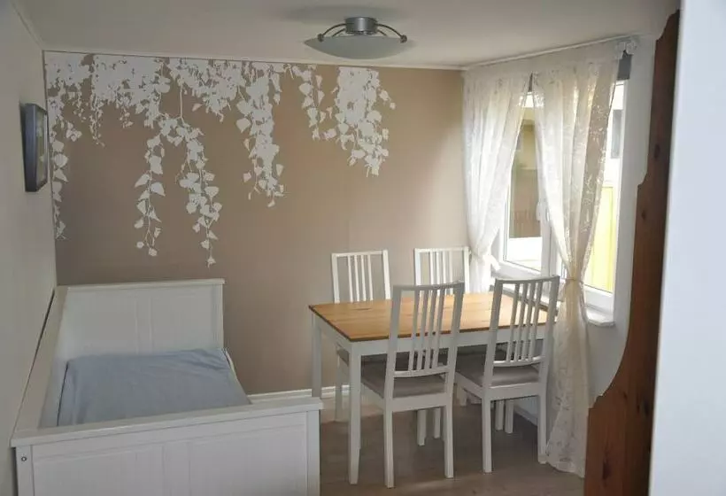 ホテル & Pensionat Björkelund